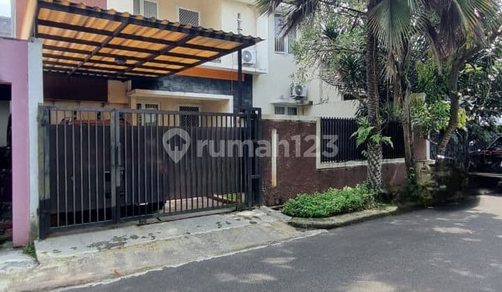 House in Graha Bintaro Near Parigi Toll Gate, Ready to Occupy, Flood-Free