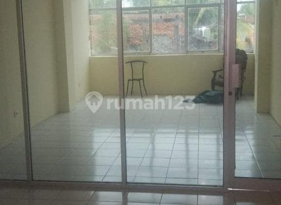 Cocok untuk Kantor, Gudang , 2 Unit Ruko di area Petamburan, Tanah Abang, Jakarta Pusat