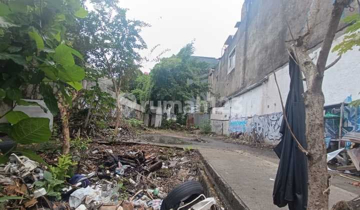 Dijual Tanah Cocok untuk Usaha Lokasi Sangat Strategis di Cilandak, Jakarta Selatan