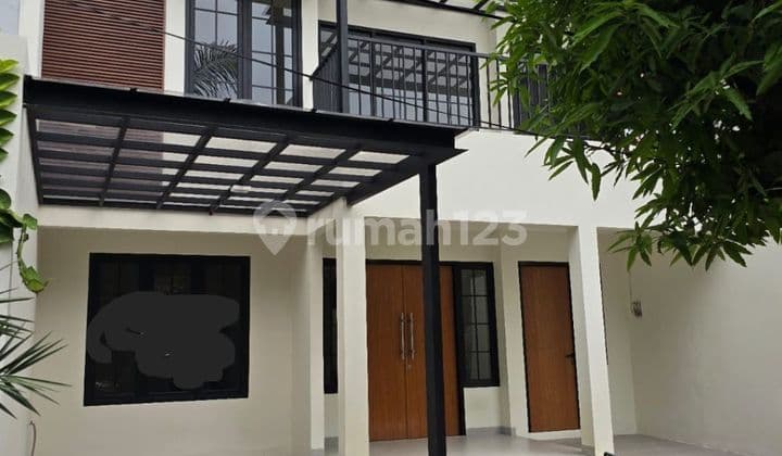Graha Raya rumah baru 2 1/2 lntai cantik modern looking di Graha Raya