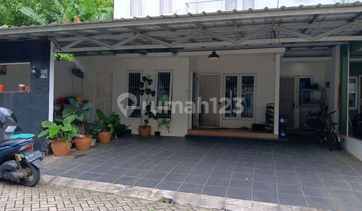 Bintaro Hills 2 Lntai Modern.looking Dkt Bintaro Exchange