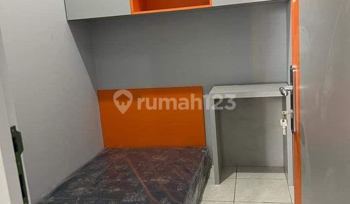 Nice 3-Story Boarding House Shop in West Jakarta