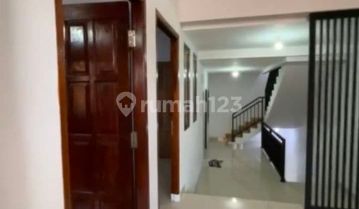 Rumah Bagus 3 Lantai Di Poris Tangerang Kota