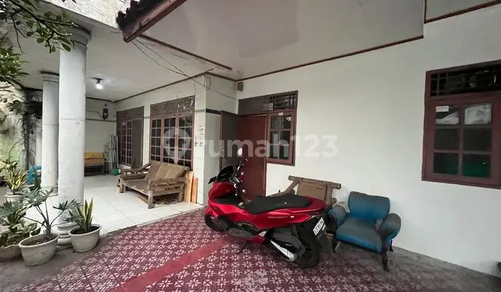 Rumah Hook 2 Lantai Di Kelapa Gading Jkt Utara