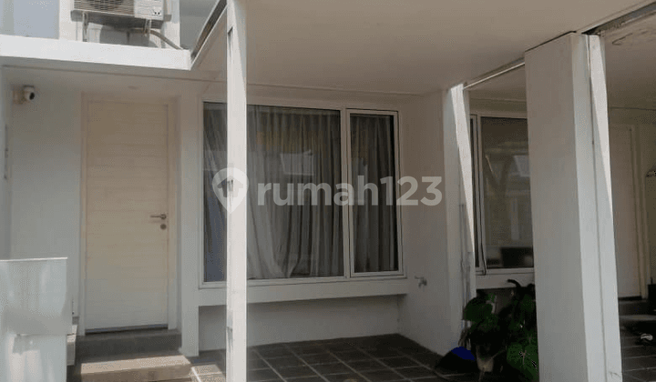 Rumah Semi Furnished Cluster Inspirahaus R BSD City Kondisi Rapi Bagus