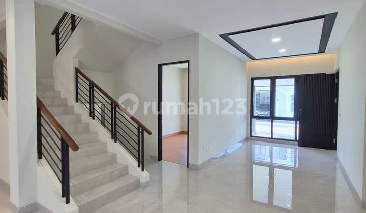 Rumah Brand New Bagus Banget di The Green Cluster Venetian - BSD