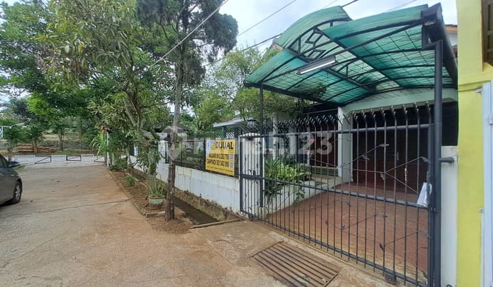 Rumah Dibawah Harga Pasar Siap Huni Tinggal Bawa Koper Strategis di Arcamanik