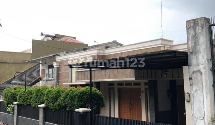 Dijual Rumah Mewah Daerah Sejuk Shm Bandung Utara
