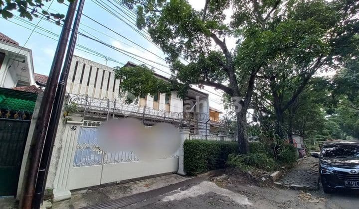 Rumah Mewah Tengah Kota Bandung 2 Lantai