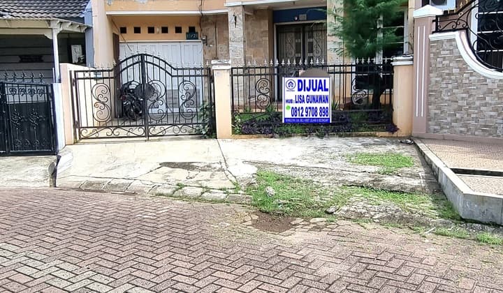 For Sale 2-Story House in Taman Kencana, West Jakarta, Facing the Park