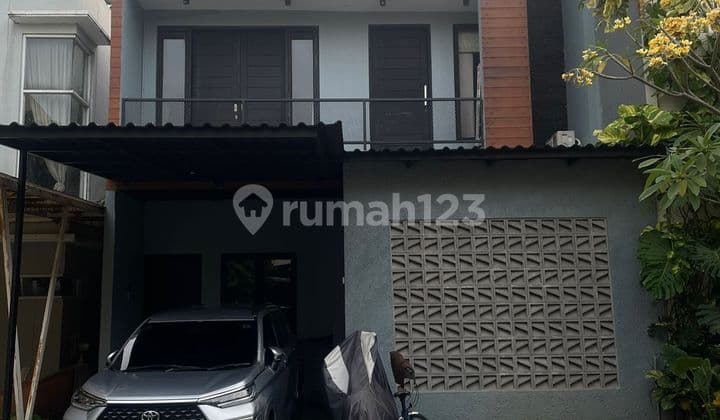 Rumah Furnished Dalam Cluster Jual Cepat Dekat Tol Bintaro