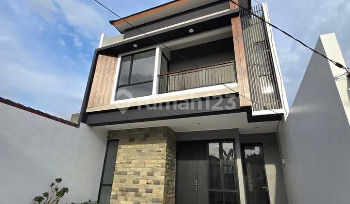 Rumah Baru Siap Huni di Graha Raya Bintaro Dekat Tol