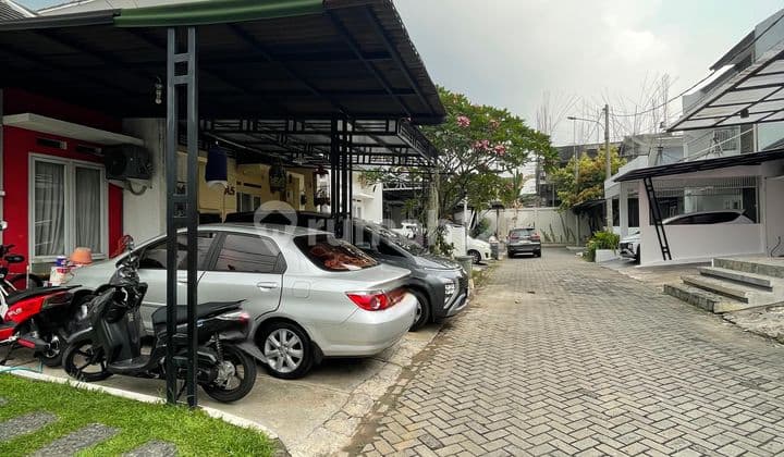 Rumah Hook Dalam Town House di Jurang Mangu Pondok Aren