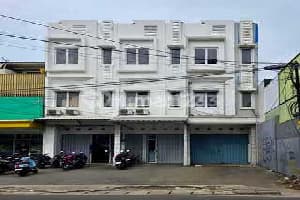 Ruko 3.5 Lantai Lokasi Strategis Pinggir Jalan di Pondok Aren