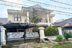 Rumah 2 Lantai Cocok untuk Usaha Lokasi Strategis di Bsd