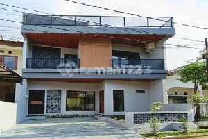 Rumah Minimalis Modern Dalam Cluster Bebas Banjir di Area Bintaro