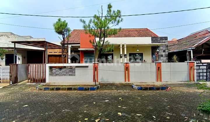 Rumah Minimalis Tanah Luas Lokasi Strategis Di Villa Pamulang Mas