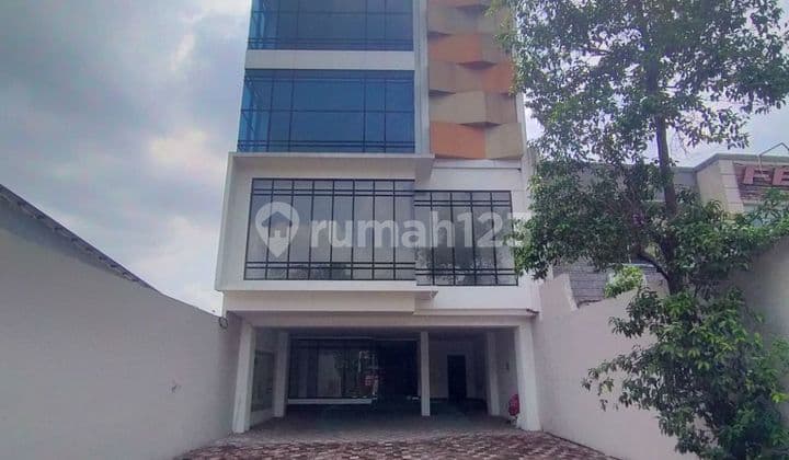 GEDUNG KANTOR 5 LANTAI LOKASI STRATEGIS DI JAKARTA TIMUR