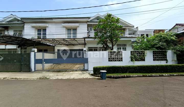 Rumah Terawat Siap Huni Lokasi Strategis Di Sektor 9 Dekat Bxc