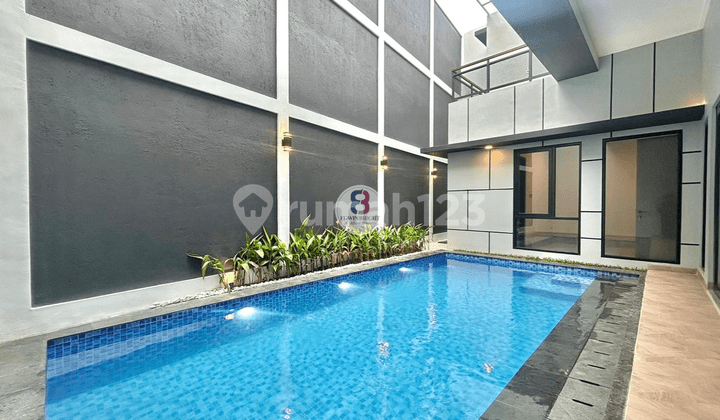 Rumah Exclusive Desain Tropical Modern di Bintaro Jaya Sektor 9