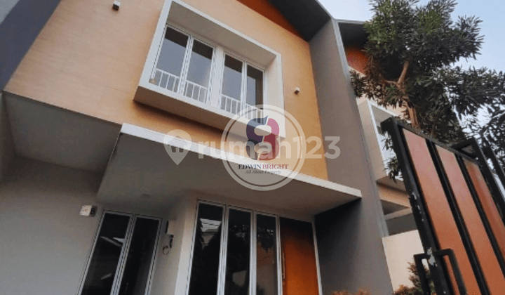 Rumah Tinggal Bisa Untuk Usaha Tepi Jalan Alternatif Puri Bintaro