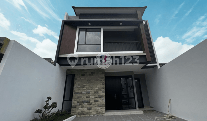House for Sale in Graha Bintaro, Brand New, Beautiful, Ready to Occupy