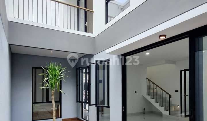 Rumah Brand New di Bintaro Jaya Sektor 3 Desain Modern Minimalis