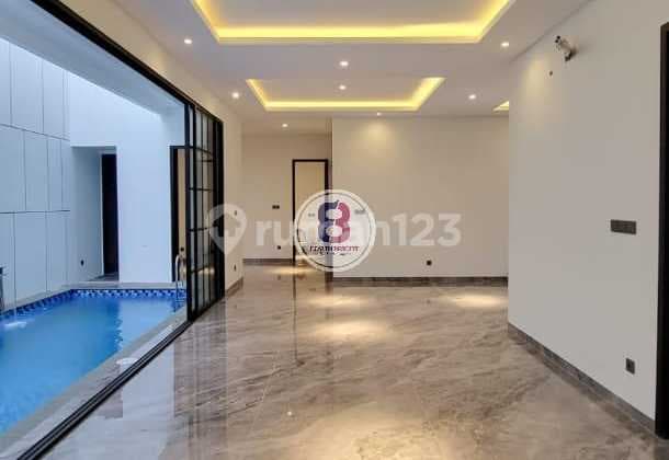 Rumah American di Puri Bintaro 9 Elegan, dan Ada Swimming Pool