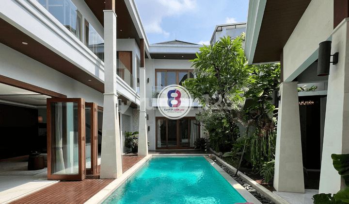 Luxury Balinese-Style House in Kebagusan Raya Complex, South Jakarta Fully Furnished