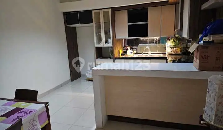 Dijual Rumah 2,5 Lantai di Puri Mansion Uk 8X15, SHM, Furnished, Dekat Puri Indah Mal