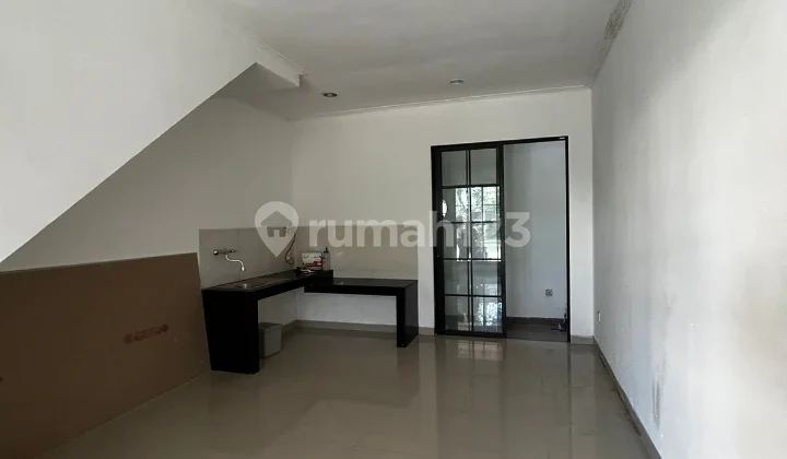 For Rent Green Lake City House, East Asia Cluster, Size 4x12