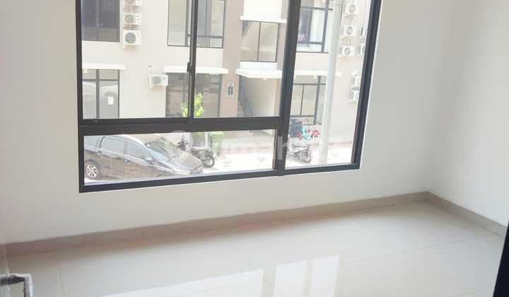 Disewa Green Royal Condo House, Lantai 1, Dekat Green Lake City, Tol Karang Tengah, Stasiun Kalideres