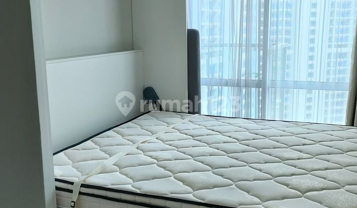 Disewa Apartemen Puri Mansion, Type Studio, View Kolam Renang, Full Furnished
