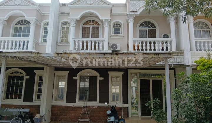 2-Story House in Green Lake City, Size 8x15, West Europe Cluster, Semi-Furnished