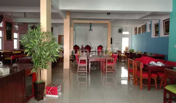 Disewakan Cafe / Ruang Usaha Full Bangunan Di Puspowarno Semarang