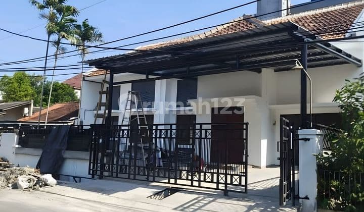 Disewakan Rumah / Ruang Usaha Dekat Simpang Lima Semarang Hrd