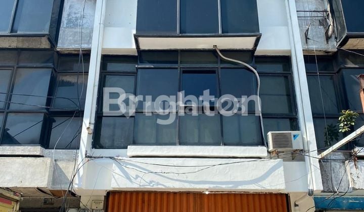 RUKO JAKARTA BARAT SIAP PAKAI