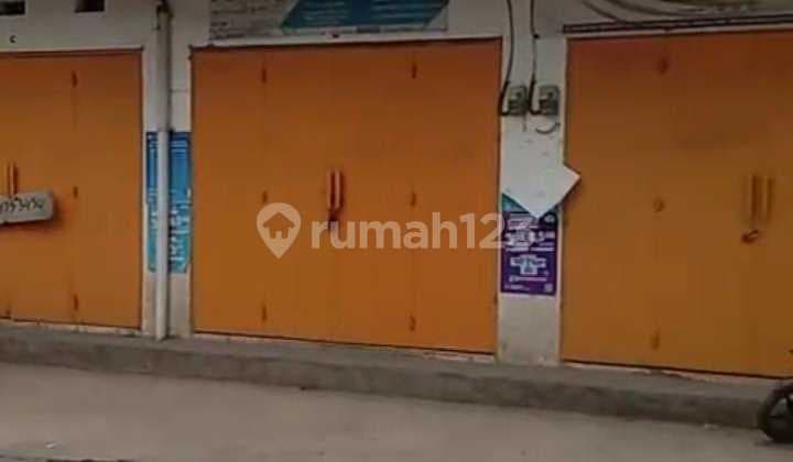 Dijual Tanah Dan Bangunan Lapangan Futsal, Kios Dan Ruko