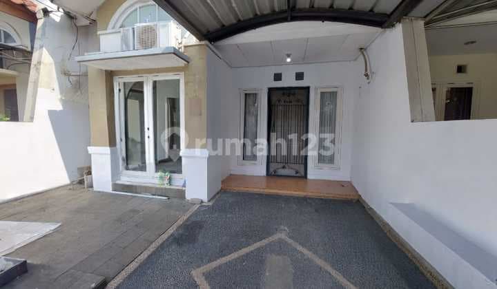 Dijual Rumah di Cluster Taman Sari, Harapan Indah, Bekasi