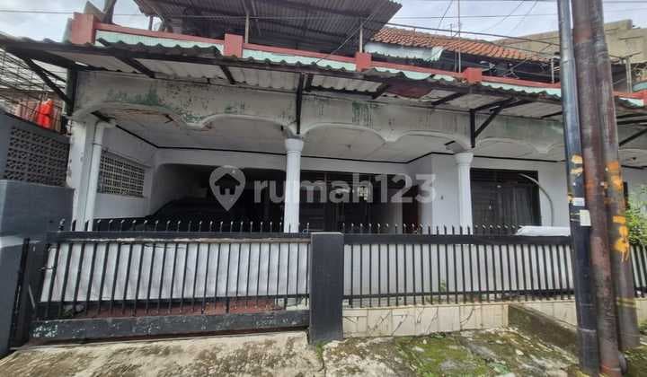 Rumah Dalam Komplek Albezia Cipinang Kebembem Jakarta Timur
