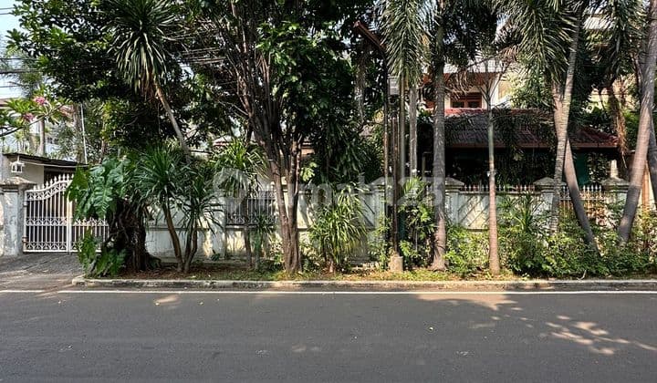 Rumah Hook Bebas Banjir di Pulomasjakarta Timur