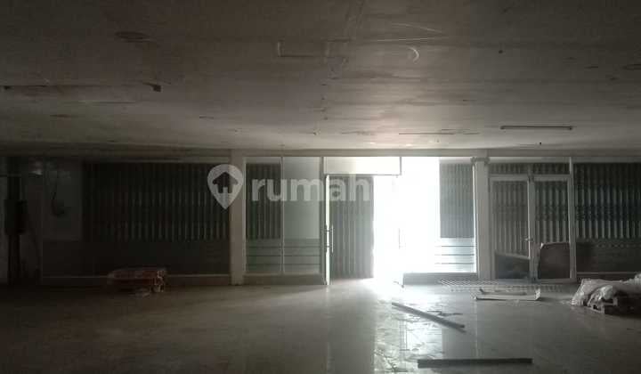 Roadside Warehouse in Duren Sawit, East Jakarta