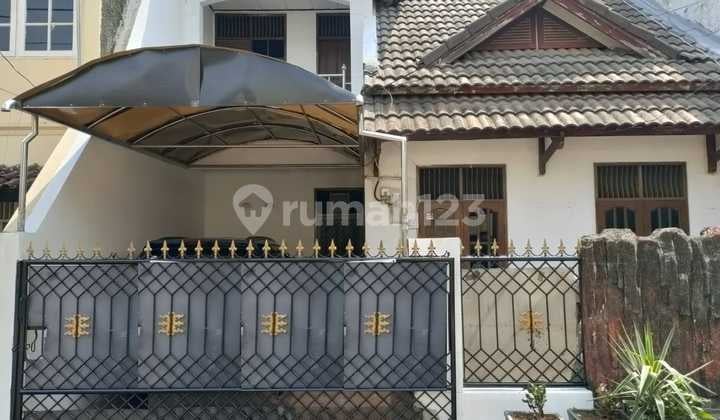 2-Story House in Kayu Putih, East Jakarta, Ready to Occupy, Quiet Neighborhood