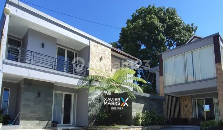 V1 Rumah Villa Bagus Modern 2 Lantai Furnished Di Batu Malang