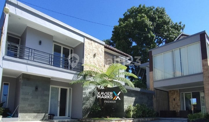 V1 Rumah Villa Bagus Modern 2 Lantai Furnished Di Batu Malang