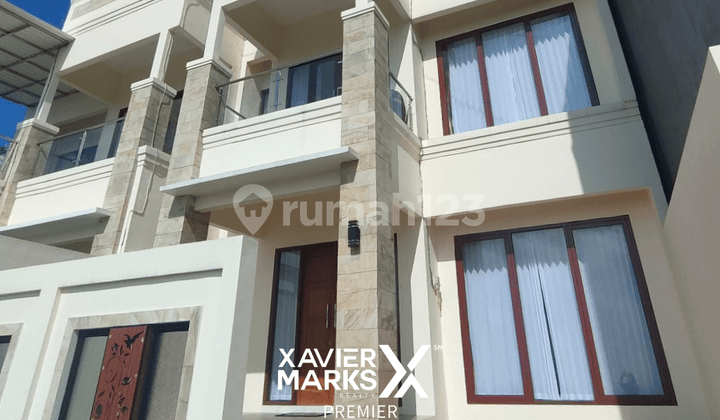 V1 Dijual Rumah Villa Estetik View Cantik Furnished di Batu Malang