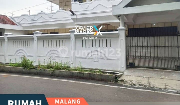 Rumah di Poros Jalan Utama Blimbing Dekat Araya Malang