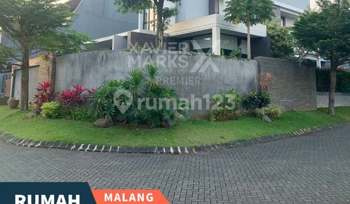 Dijual Rumah Semi Furnished Kawasan Elit di Istana Dieng Malang