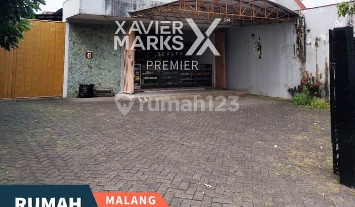 Dijual Rumah Tengah Kota di Klojen Malang Cocok untuk Cafe