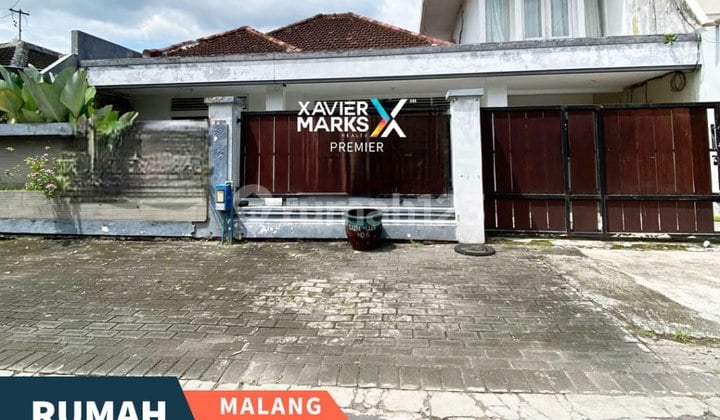 Ready-to-Operate Kos in Strategic, Good Location at Langsep Area, Dieng, Malang